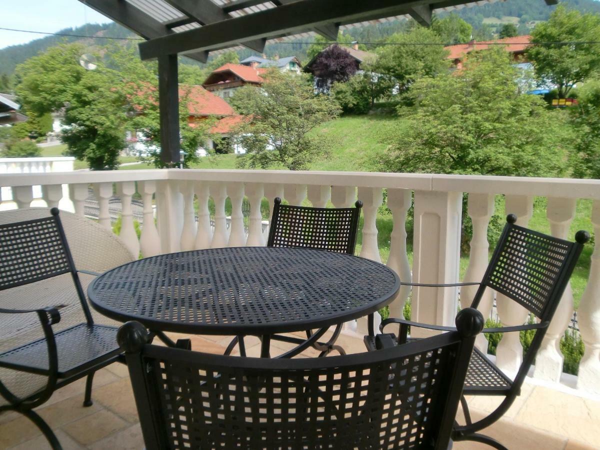 Garten- & Loggia-Appartement Herrenhaus Dellach im Drautal Exterior foto