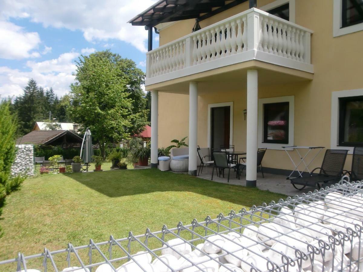 Garten- & Loggia-Appartement Herrenhaus Dellach im Drautal Exterior foto