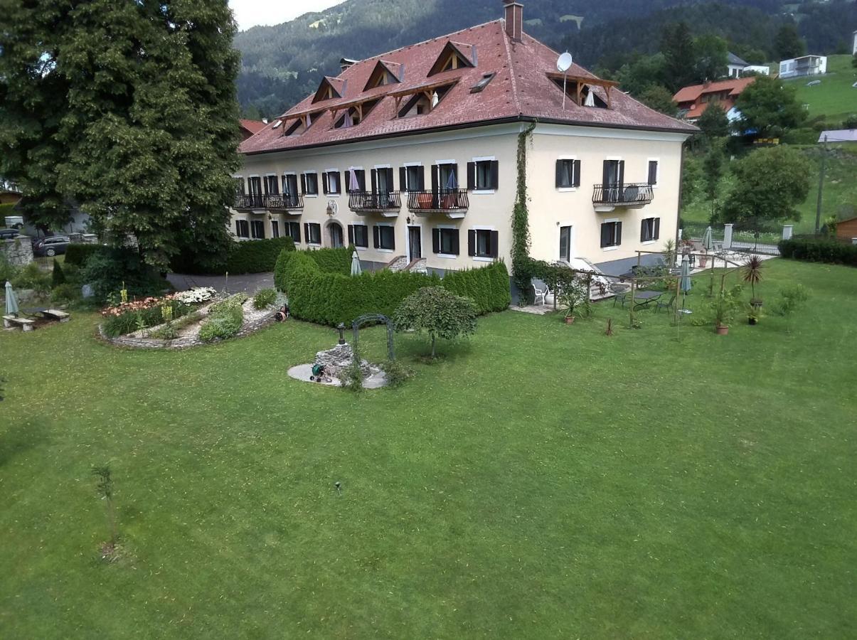 Garten- & Loggia-Appartement Herrenhaus Dellach im Drautal Exterior foto